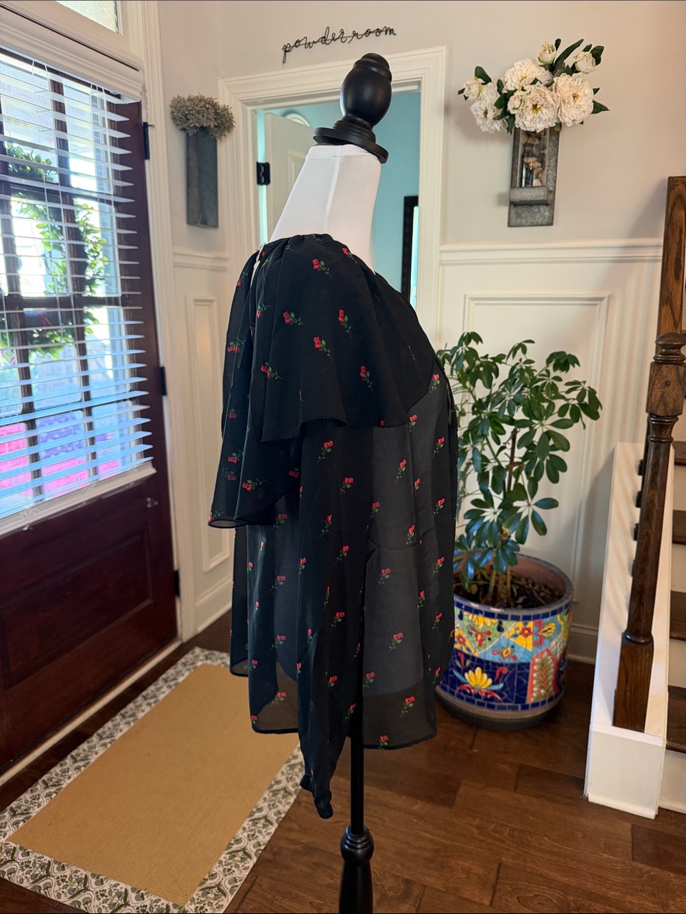 Wildfox HOST PICK! NWT Bethany Oversized Ruffle Floral Blouse - Picture 4 of 8